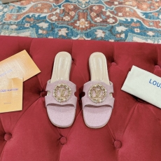 Louis Vuitton Slippers